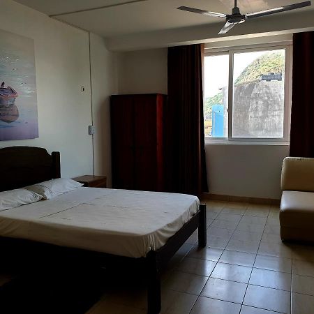 Guest House Mangui Baxu Rooms & Apartment Tarrafal  Exterior foto